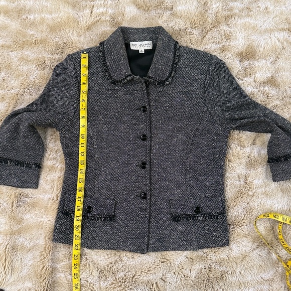 St. JOHN COLLECTION 10 Black White Tweed 3/4 Sleeve Metallic Fringe Trim Jacket - Picture 11 of 15